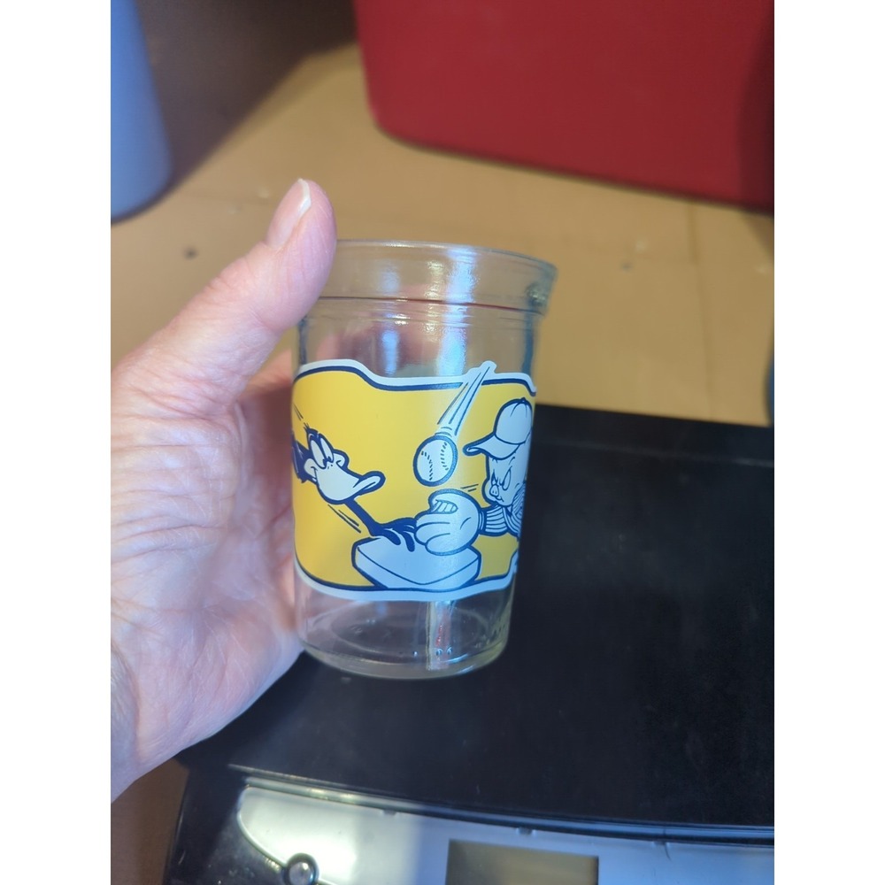Welch's Looney Tunes # 4 Collector Series Jelly Jar Porky Pig Daffy Duck 1994